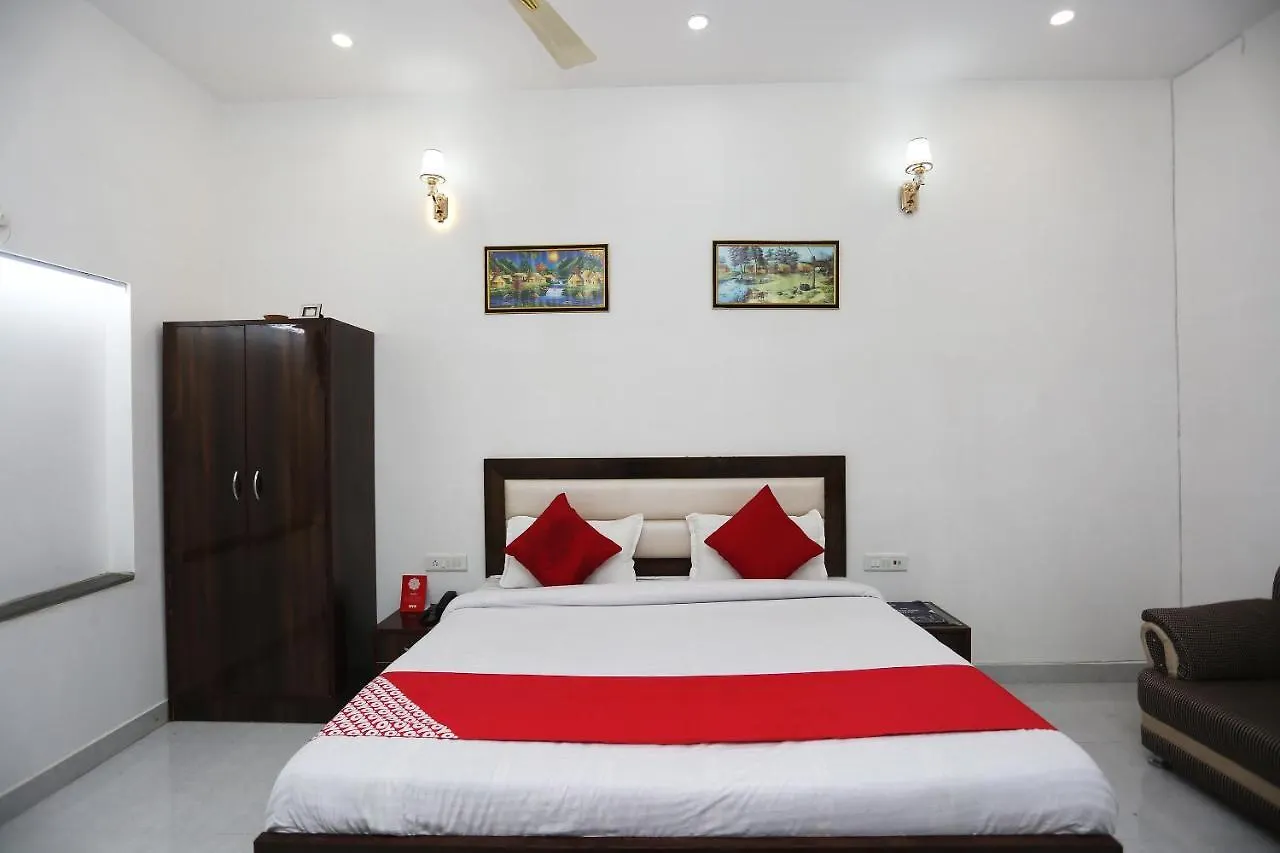 Hotel Rest Palace Агра 3*,  Индия